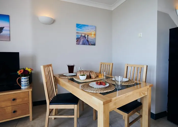 Cliff Haven, A Coastal Apartment With Spectacular Sea Views, "Dogs Go Free"