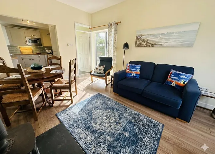 Ty Ardd - Modern Bungalow Close To Pendine Beach - 1 Dog Goes Free